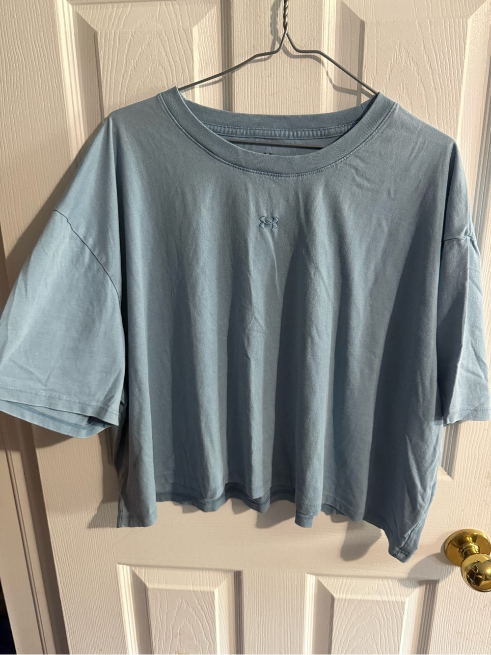 Under Armour Women's Powder Blue Cropped Tee